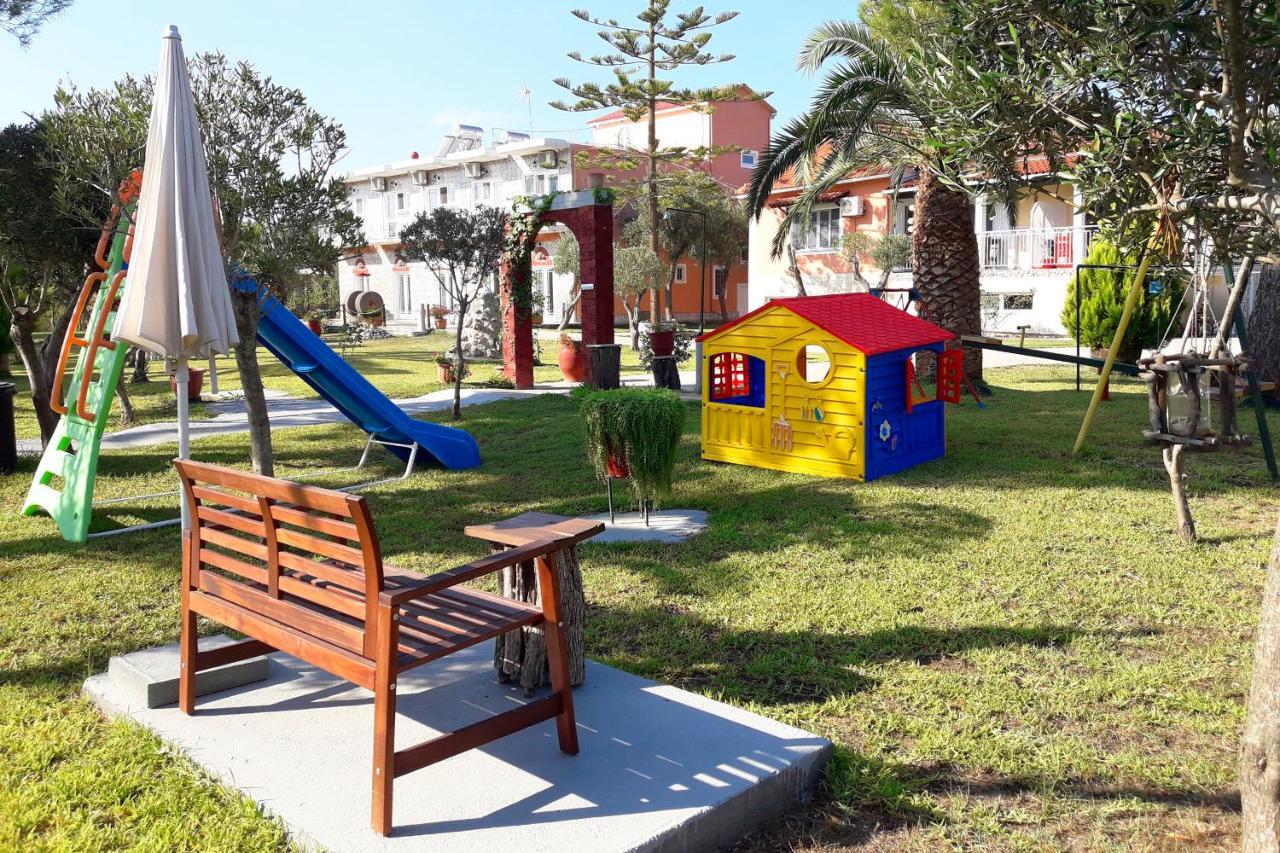 And Sea Aparthotel 3*